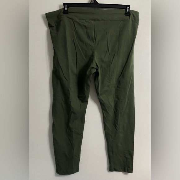 High rise women’s Leggings pull on green.XXXL(22) - Picture 2 of 3